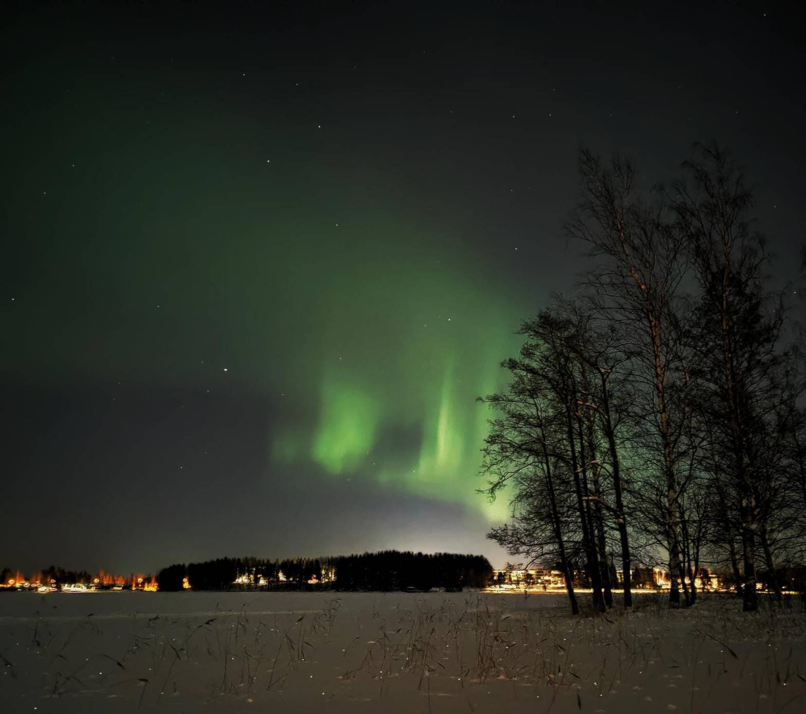 Northern Lights over Säynätsalo, March 2022, photo by Zama Ferin